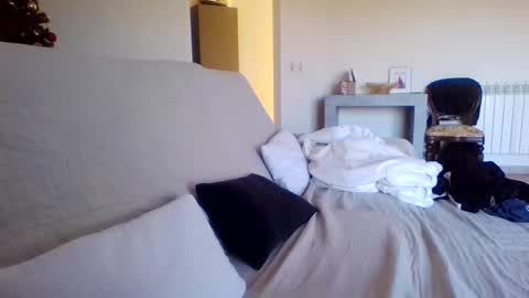 Flo online show from November 2025 09:56:02 AM