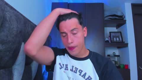 Snapshot of guy_twinks chatting on January 2025 08:28:01 PM Gabriel online show from January 2025 08:28:01 PM