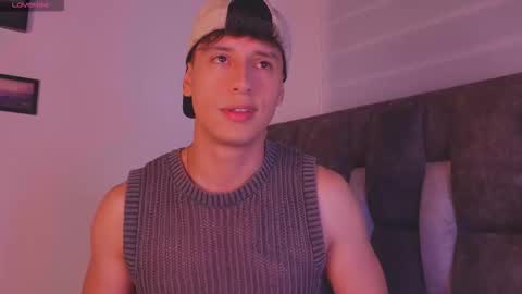 Snapshot of guy_twinks chatting on March 2026 07:59:01 AM Gabriel online show from March 2026 07:59:01 AM