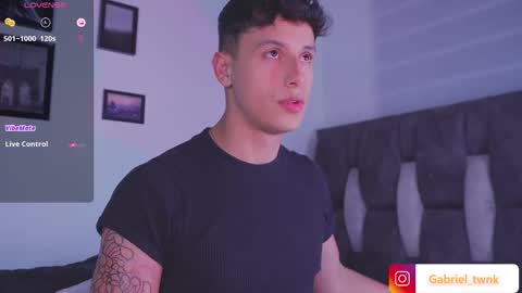 Snapshot of guy_twinks chatting on March 2026 05:22:01 AM Gabriel online show from March 2026 05:22:01 AM