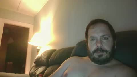 Snapshot of guynaked105 chatting on April 2026 04:33:02 AM guynaked105 online show from April 2026 04:33:02 AM