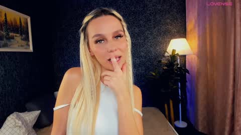 Sofia online show from December 2024 05:18:02 AM