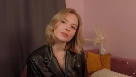 Jannie online show from November 2025 10:15:02 AM