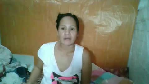 Snapshot of gwenn24 chatting on May 2026 04:50:01 AM gwenn24 online show from May 2026 04:50:01 AM