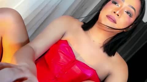 Call me Miss Gwen online show from October 2025 07:59:01 PM