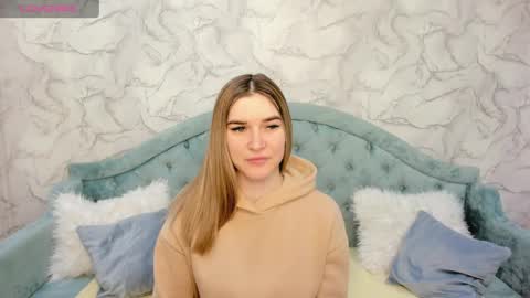 gwensmitt online show from May 2026 12:07:02 AM