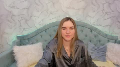 gwensmitt online show from May 2026 01:57:16 AM