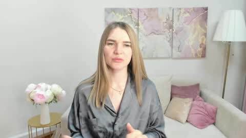 gwensmitt online show from May 2026 11:13:02 PM