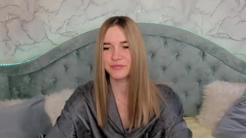gwensmitt online show from June 2026 10:34:01 PM