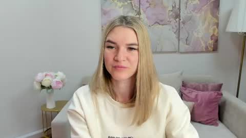 gwensmitt online show from July 2026 09:28:02 PM