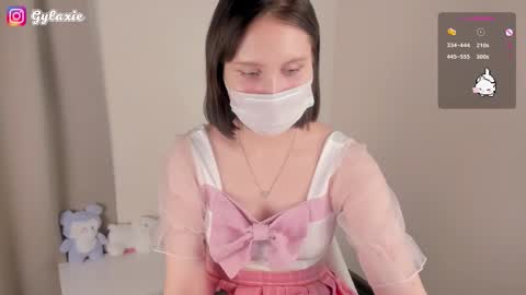 Snapshot of gylaxie chatting on October 2025 10:59:02 AM online show from October 2025 10:59:02 AM