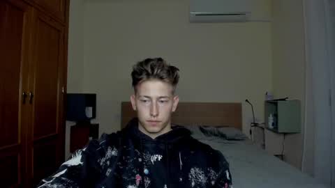 Oliver online show from February 2025 09:36:02 PM