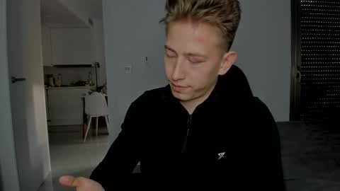 Oliver online show from April 2026 05:07:02 PM