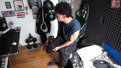 Gymbro42 online show from May 2026 04:06:02 PM