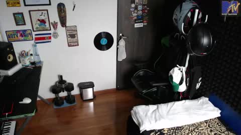 Gymbro42 online show from May 2026 05:09:02 PM