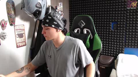 Gymbro42 online show from May 2026 01:30:02 PM