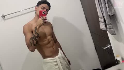 Gymbro42 online show from July 2026 07:07:02 PM