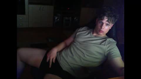 Snapshot of gymguy0505 chatting on February 2026 11:09:01 PM gymguy0505 online show from February 2026 11:09:01 PM