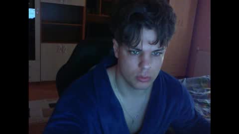 gymguy0505 online show from March 2026 10:19:02 AM