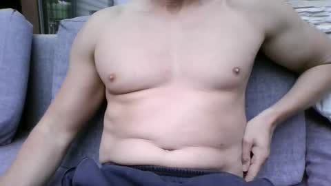 gymxxx_ online show from May 2026 06:05:01 PM