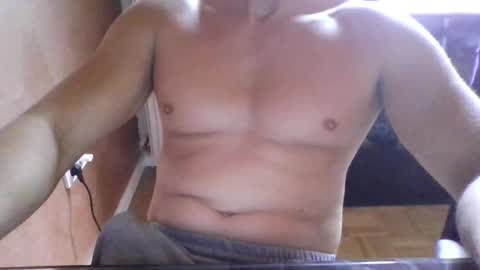 gymxxx_ online show from May 2026 08:54:01 AM