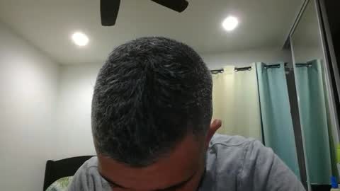 Snapshot of h0nest84 chatting on December 2024 06:55:02 AM h0nest84 online show from December 2024 06:55:02 AM