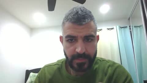 Snapshot of h0nest84 chatting on December 2024 04:43:01 AM h0nest84 online show from December 2024 04:43:01 AM