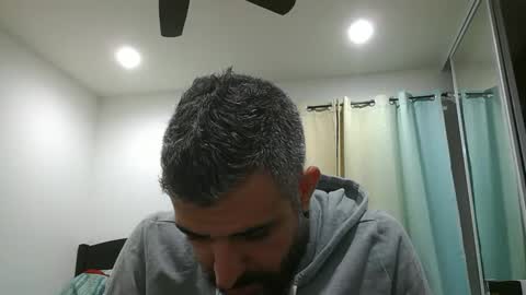 Snapshot of h0nest84 chatting on January 2025 06:35:02 AM h0nest84 online show from January 2025 06:35:02 AM