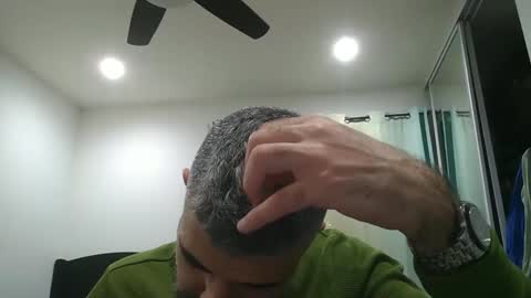 Snapshot of h0nest84 chatting on January 2025 07:00:01 AM h0nest84 online show from January 2025 07:00:01 AM