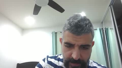 Snapshot of h0nest84 chatting on January 2025 06:46:01 AM h0nest84 online show from January 2025 06:46:01 AM