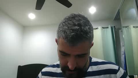 Snapshot of h0nest84 chatting on February 2025 04:37:02 AM h0nest84 online show from February 2025 04:37:02 AM