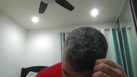 Snapshot of h0nest84 chatting on February 2025 05:34:01 AM h0nest84 online show from February 2025 05:34:01 AM