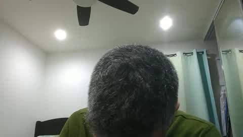 Snapshot of h0nest84 chatting on February 2025 06:04:01 AM h0nest84 online show from February 2025 06:04:01 AM