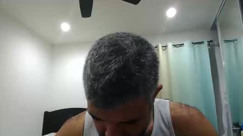 Snapshot of h0nest84 chatting on October 2025 04:33:01 AM h0nest84 online show from October 2025 04:33:01 AM