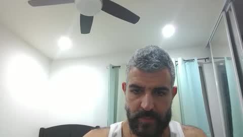 Snapshot of h0nest84 chatting on October 2025 05:26:02 AM h0nest84 online show from October 2025 05:26:02 AM