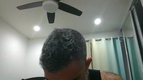 Snapshot of h0nest84 chatting on November 2025 07:27:01 AM h0nest84 online show from November 2025 07:27:01 AM