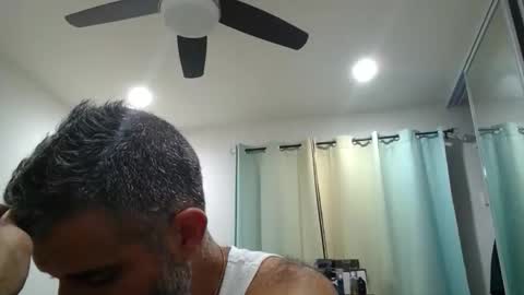 Snapshot of h0nest84 chatting on November 2025 06:24:02 AM h0nest84 online show from November 2025 06:24:02 AM