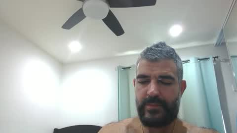 Snapshot of h0nest84 chatting on November 2025 06:10:01 PM h0nest84 online show from November 2025 06:10:01 PM