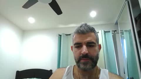 Snapshot of h0nest84 chatting on December 2025 06:58:02 PM h0nest84 online show from December 2025 06:58:02 PM