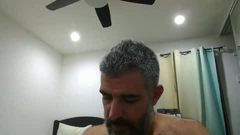 Snapshot of h0nest84 chatting on February 2026 06:22:01 AM h0nest84 online show from February 2026 06:22:01 AM