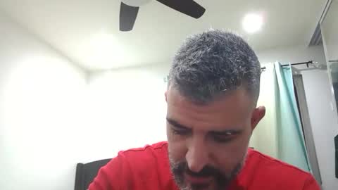 Snapshot of h0nest84 chatting on February 2026 04:52:01 AM h0nest84 online show from February 2026 04:52:01 AM