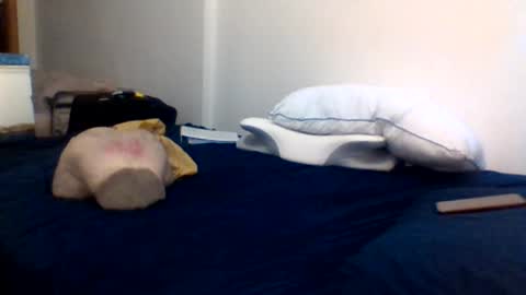 Snapshot of h318151 chatting on April 2026 06:16:02 PM h318151 online show from April 2026 06:16:02 PM