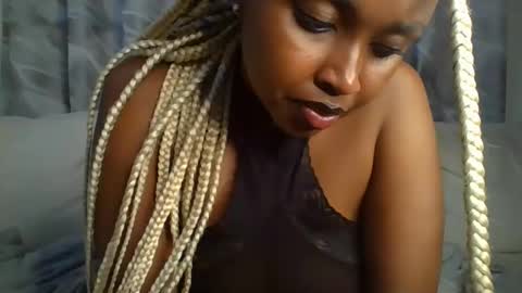 Snapshot of h_o_t_goddess chatting on February 2025 04:27:02 AM h_o_t_goddess online show from February 2025 04:27:02 AM