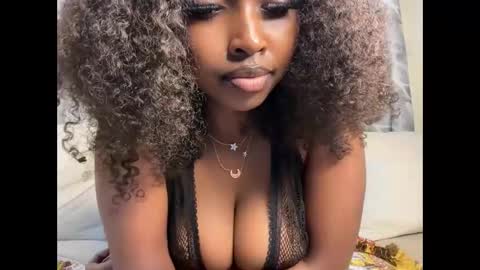 Snapshot of h_o_t_goddess chatting on December 2025 04:30:01 AM h_o_t_goddess online show from December 2025 04:30:01 AM