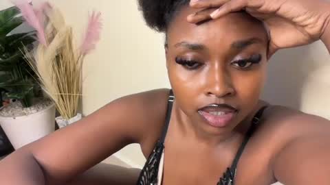 h_o_t_goddess online show from June 2026 05:56:02 AM