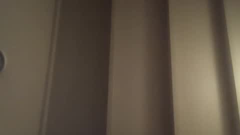 Snapshot of h_rd333 chatting on January 2025 01:11:01 PM h_rd333 online show from January 2025 01:11:01 PM