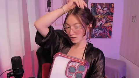 Snapshot of haanna_thompsoon chatting on May 2026 06:05:01 PM haanna_thompsoon online show from May 2026 06:05:01 PM