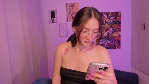 Snapshot of haanna_thompsoon chatting on May 2026 02:53:01 AM haanna_thompsoon online show from May 2026 02:53:01 AM