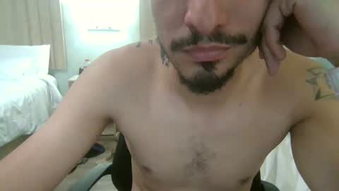 hablale01 online show from April 2026 10:07:01 PM