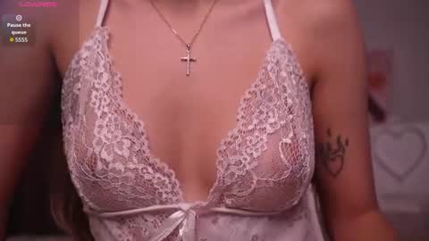 Snapshot of hadleynichols chatting on June 2026 01:06:01 AM Hi Im Rebecca Glad to see you in my room PVT is open online show from June 2026 01:06:01 AM